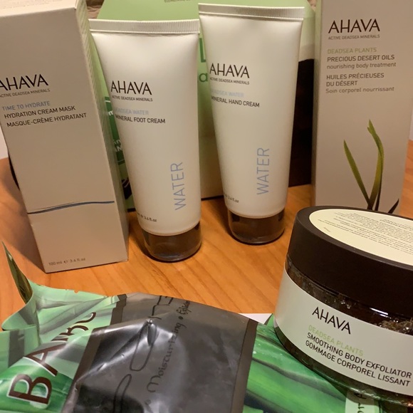 NWT AHAVA skincare set - Picture 6 of 6
